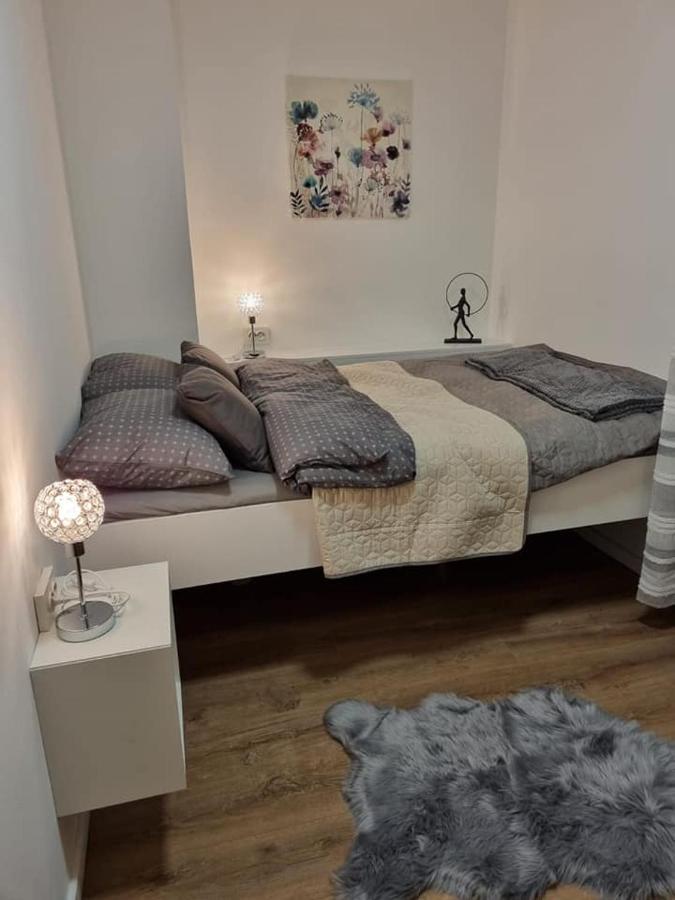 オシエクApartman Simicアパートメント エクステリア 写真